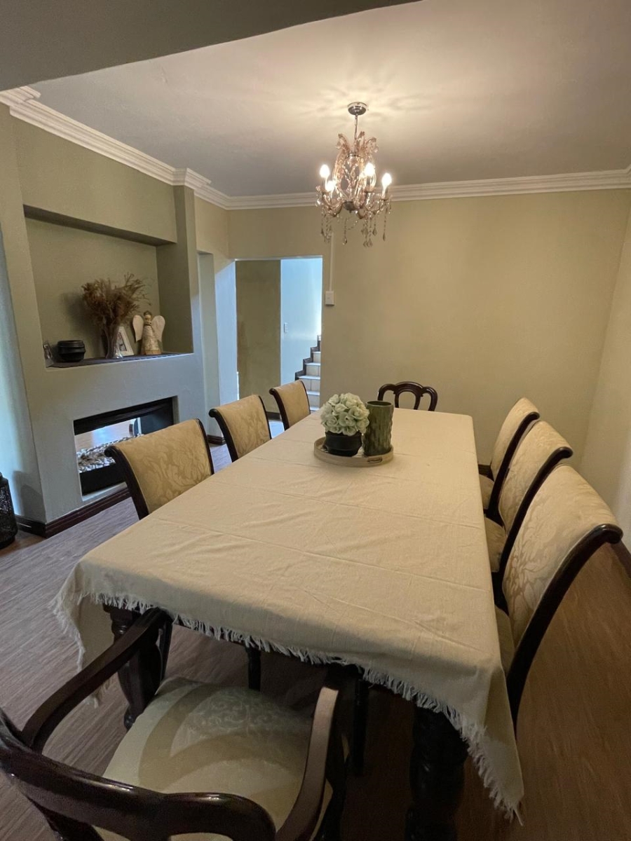 5 Bedroom Property for Sale in Xanadu Eco Park North West